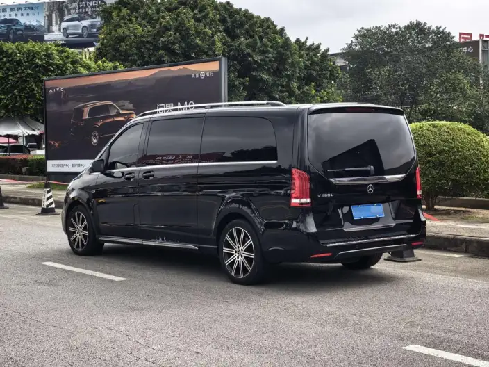 Mercedes-Benz V-Class 2021 Model V 260 L Long wheelbase Deluxe Edition – фото 5