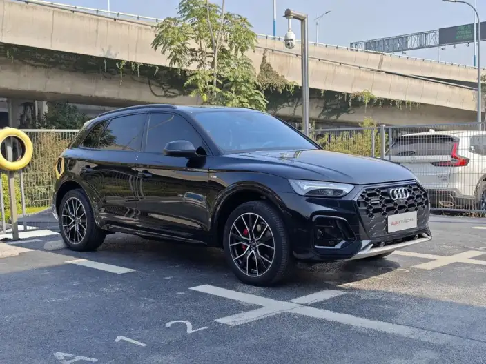 Audi Q5L 2024 Model 45TFSI Luxury Dynamic Model – фото 3