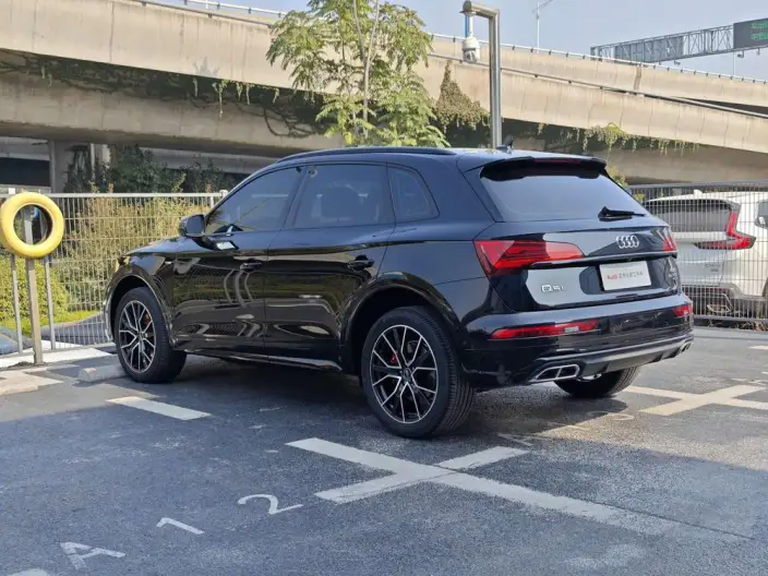 Audi Q5L 2024 Model 45TFSI Luxury Dynamic Model – фото 4