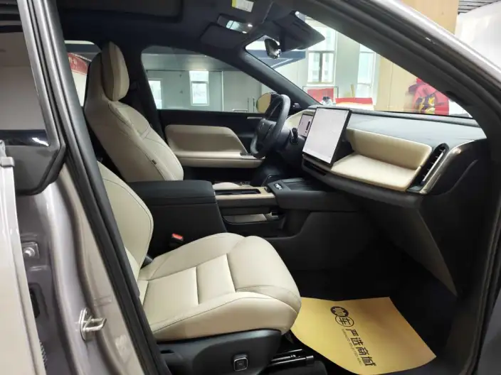 Volvo XC70 2026 Model 4WD Ultra-long Endurance Core – фото 10