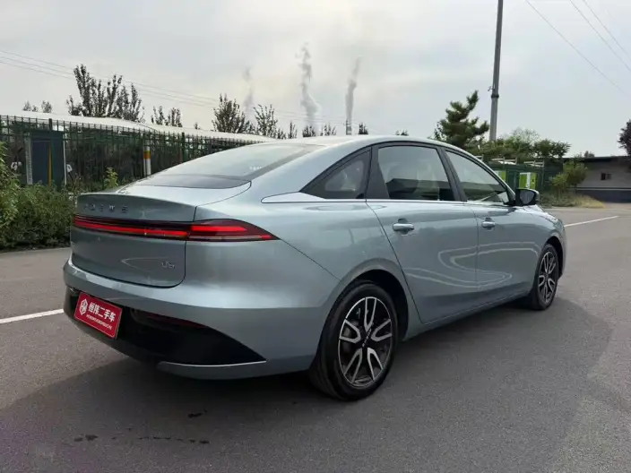Roewe D6 2025 Model 520km Smart Edition – фото 7
