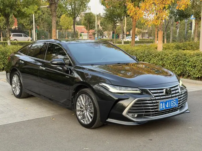 Toyota Avalon 2024 Model Intelligent Hybrid 2.0L E-CVT Deluxe Edition – фото 3