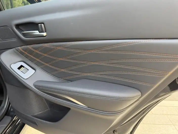 Toyota Avalon 2024 Model Intelligent Hybrid 2.0L E-CVT Deluxe Edition – фото 7