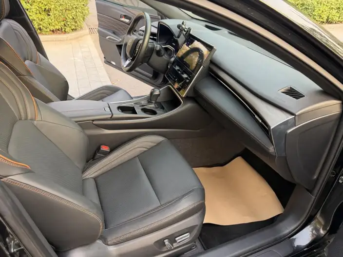 Toyota Avalon 2024 Model Intelligent Hybrid 2.0L E-CVT Deluxe Edition – фото 8