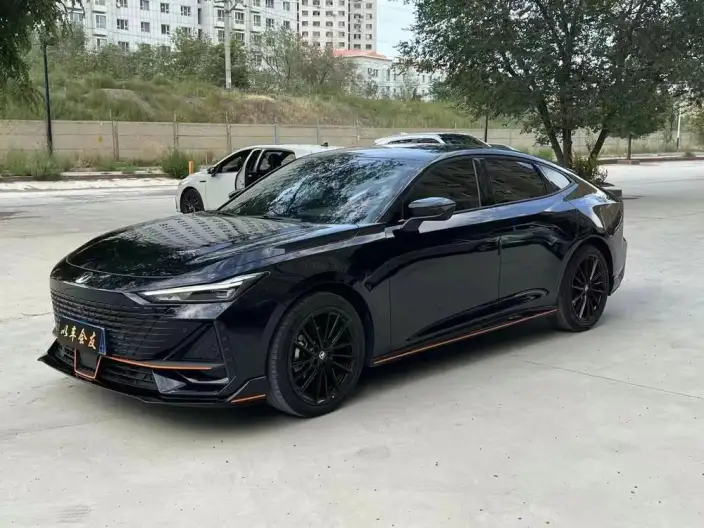 Changan UNI-V 2023 Model 1.5T Sports Edition – фото 10