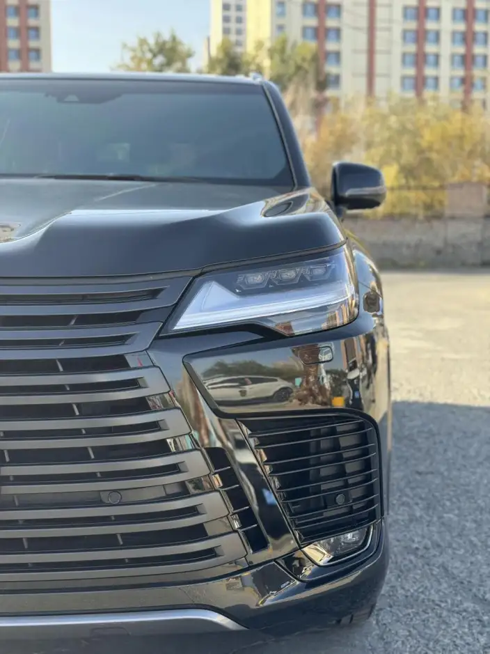 Lexus LX 2023 Model 3.5T Automatic 4WD 7 seat Parallel Imported – фото 7