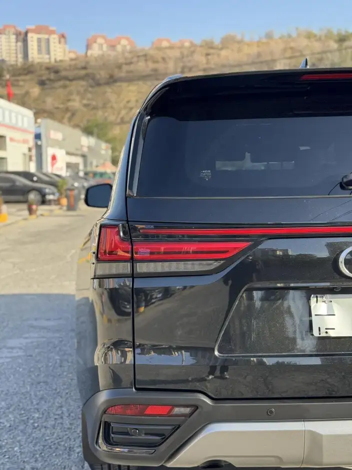 Lexus LX 2023 Model 3.5T Automatic 4WD 7 seat Parallel Imported – фото 8