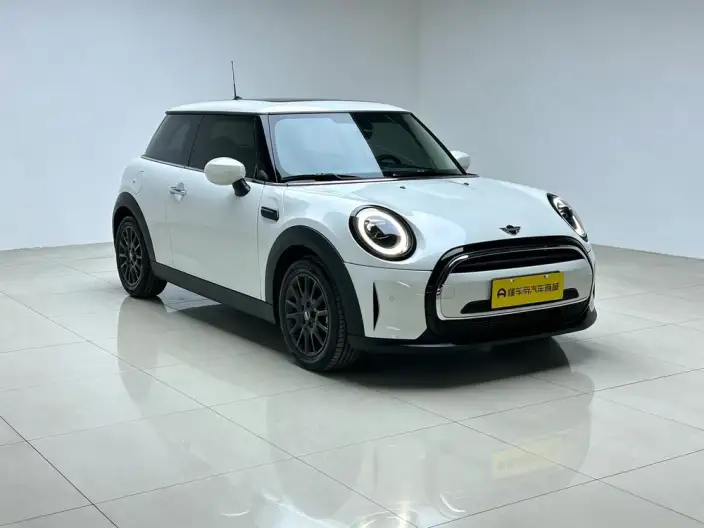 MINI 2023 Model 1.5T ONE