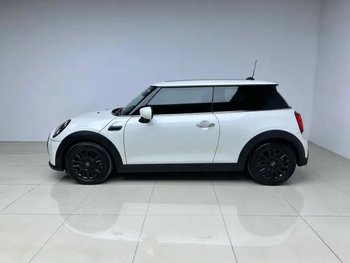 MINI 2023 Model 1.5T ONE