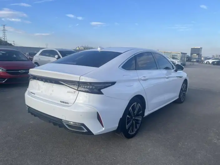 Chery Arrizo 8 2025 Model 1.6TGDI DCT Shang – фото 6