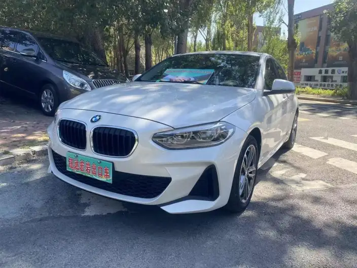 BMW 1 Series 2021 Model Facelift 120i M Sports Edition – фото 1