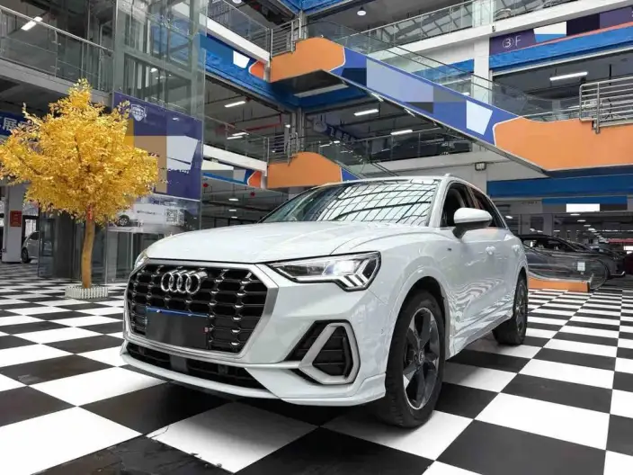 AUDI Q3 2022 Model 35 TFSI Fashion Dynamic Model – фото 1