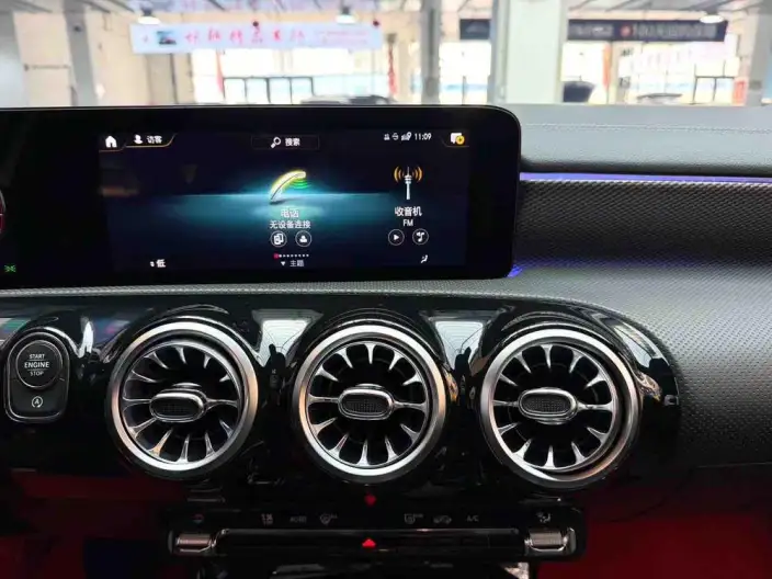 Mercedes-Benz A-class 2022 Model A 180 L Sports sedan – фото 7