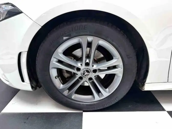 Mercedes-Benz A-class 2022 Model A 180 L Sports sedan – фото 8