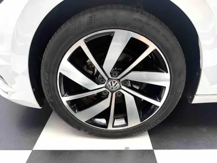 Volkswagen Sagitar 2022 Model 280TSI DSG Superior Edition – фото 7