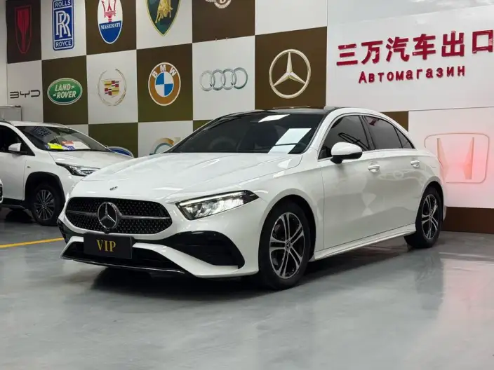 Mercedes-Benz A-class 2023 Model A 180 L – фото 1