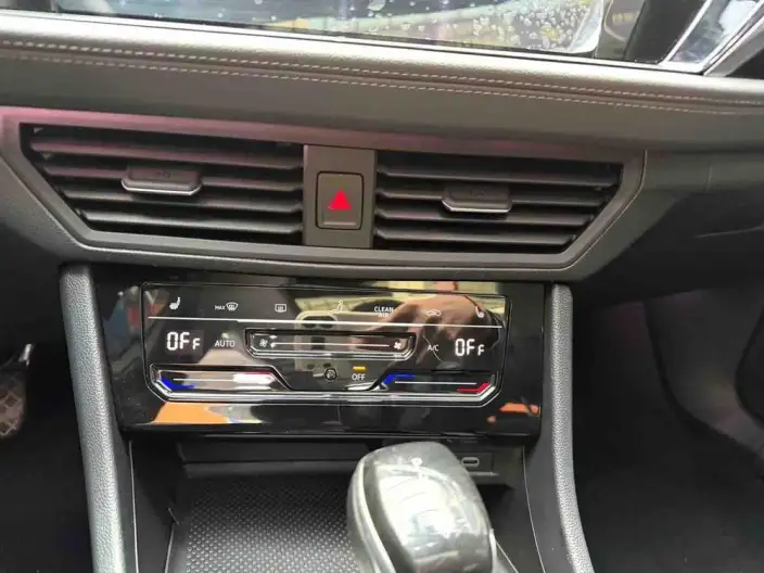 Volkswagen Sagitar 2022 Model 280TSI DSG Superior Edition – фото 9