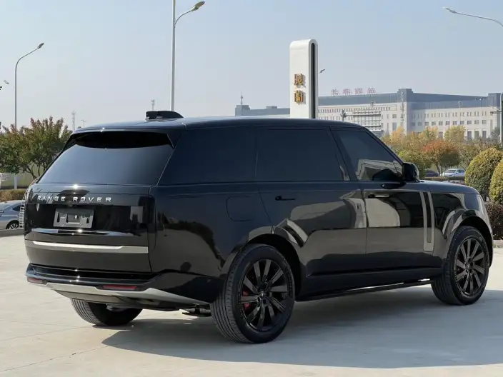 Range Rover 2023 Model 3.0 L6 400PS Shengshi VII seat Extended Edition – фото 6