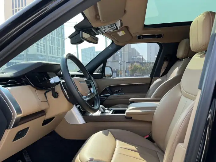 Range Rover 2023 Model 3.0 L6 400PS Shengshi VII seat Extended Edition – фото 8