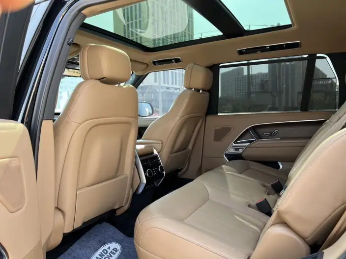Range Rover 2023 Model 3.0 L6 400PS Shengshi VII seat Extended Edition – фото 9