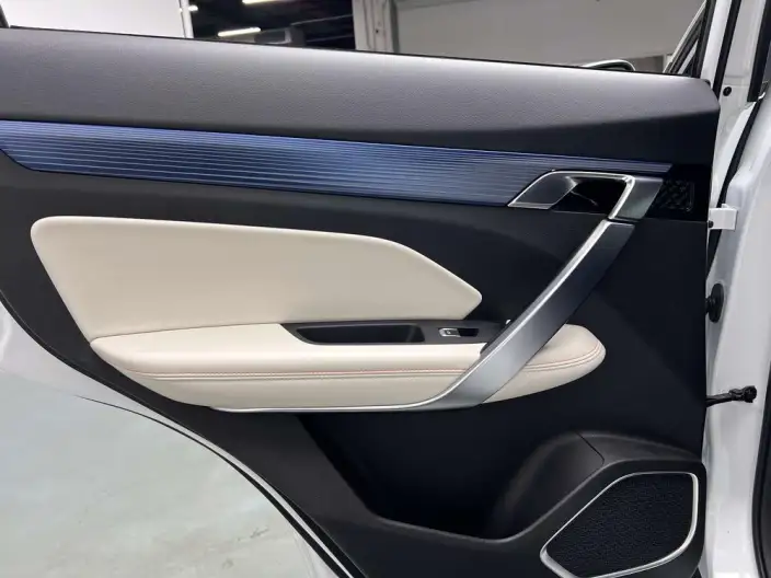 Geely Boyue 2022 Model Geely Boyue X 1.8TD DCT Smart Model – фото 7