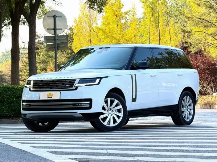 Range Rover 2023 Model 3.0 L6 400PS Shengshi VII seat Extended Edition – фото 1