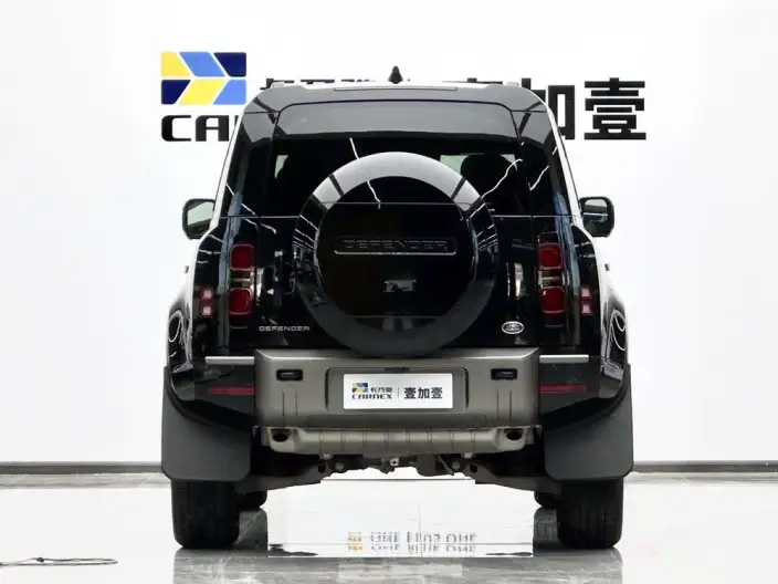 Land Rover Defender 2025 Model 110 3.0T P400 HSE X-Dynamic – фото 3