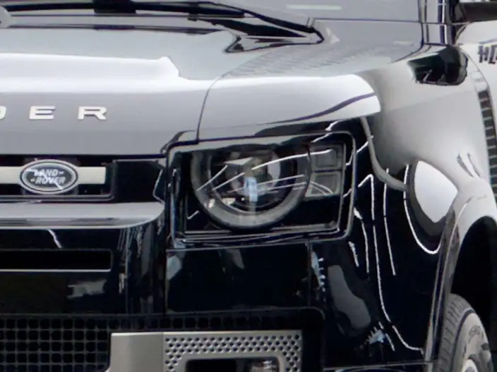 Land Rover Defender 2025 Model 110 3.0T P400 HSE X-Dynamic – фото 4