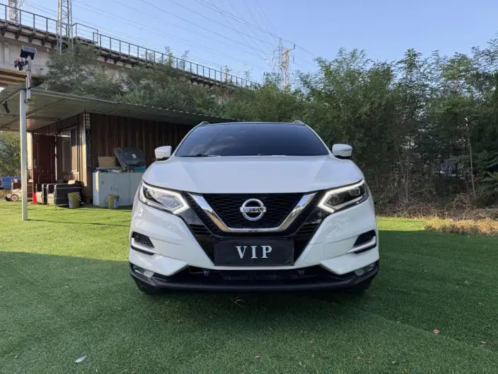 Nissan Qashqai 2022 Model 2.0L XV Prem. Deluxe Edition – фото 2