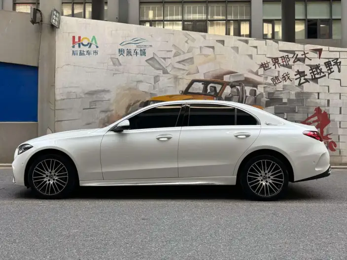 Mercedes-Benz C-Class 2025 Model Facelift C 260 L Sports Edition – фото 3