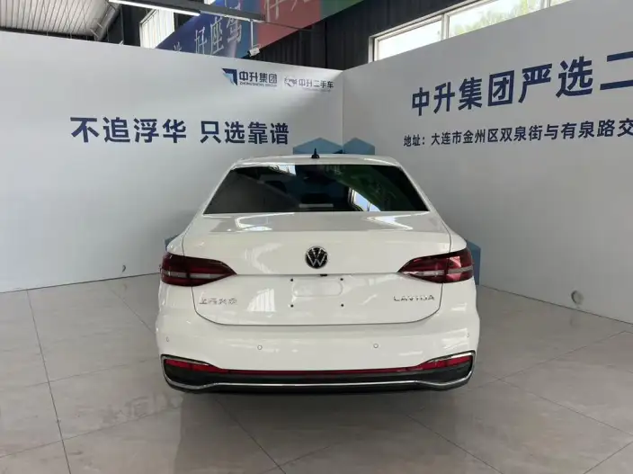 Volkswagen Lavida 2023 Model 1.5L Automatic Five million editions – фото 4