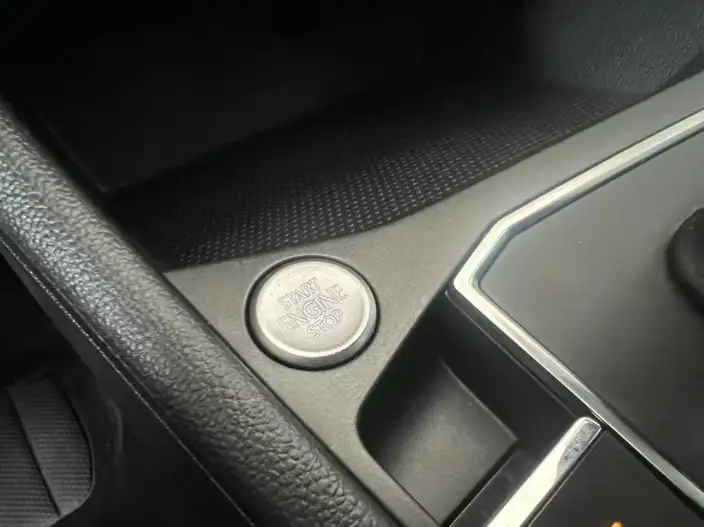 Volkswagen Lavida 2023 Model 1.5L Automatic Five million editions – фото 9
