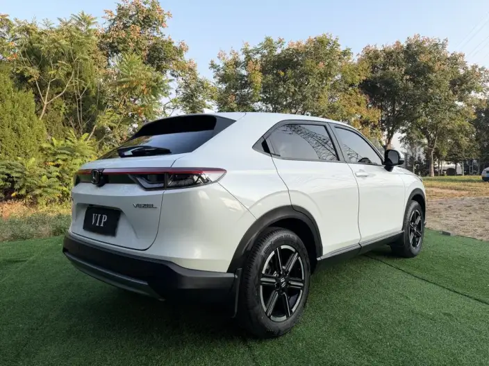 Honda Vezel 2023 Model 1.5L CVT Elite Edition – фото 5