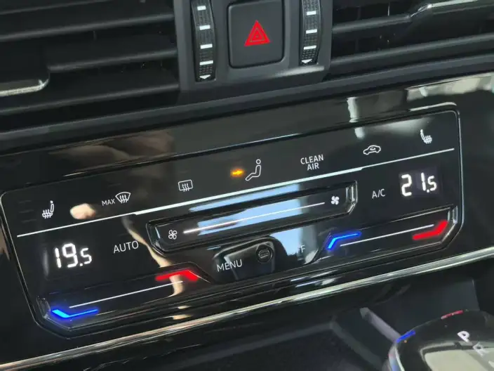 Volkswagen Passat 2023 Model Facelift 330TSI Starry sky Elite Edition – фото 6
