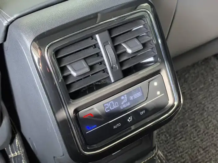 Volkswagen Passat 2023 Model Facelift 330TSI Starry sky Elite Edition – фото 7