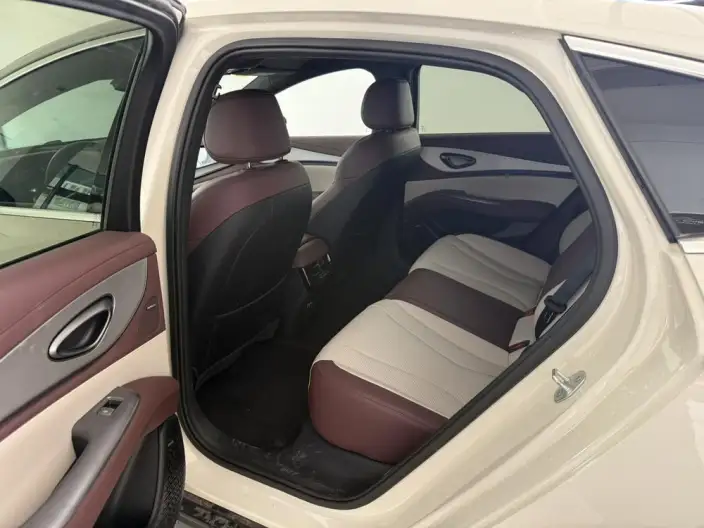 BYD Seal 07DM 2026 Model DM-i 230KM Flagship Model – фото 10