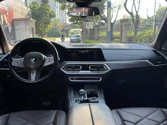 BMW X5 2022 Model Facelift xDrive 30Li Exclusive Model M Sports Set – фото 10