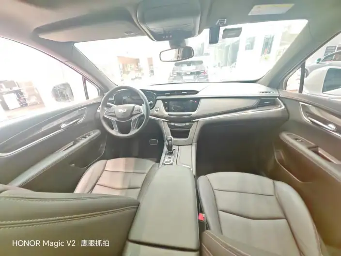 Cadillac XT5 2022 Model 2.0T 4WD Noble Model – фото 9