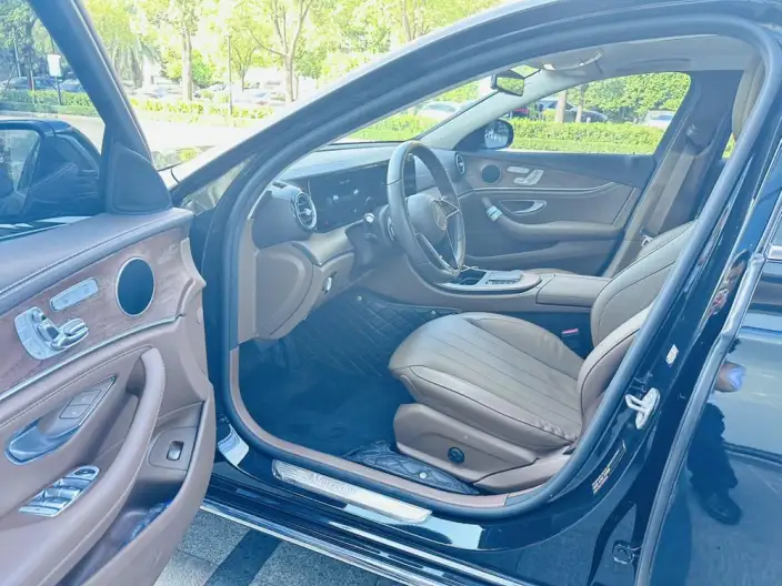 Mercedes-Benz E-Class 2023 Model E 300 L Fashion Model sedan – фото 10