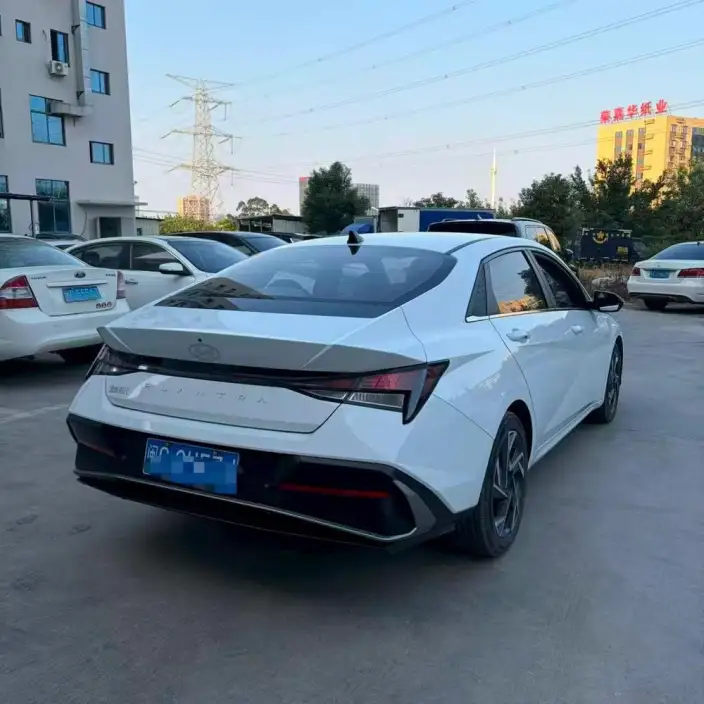 Hyundai Ioniq 2023 Model 1.5L CVT GLX Elite Edition – фото 6