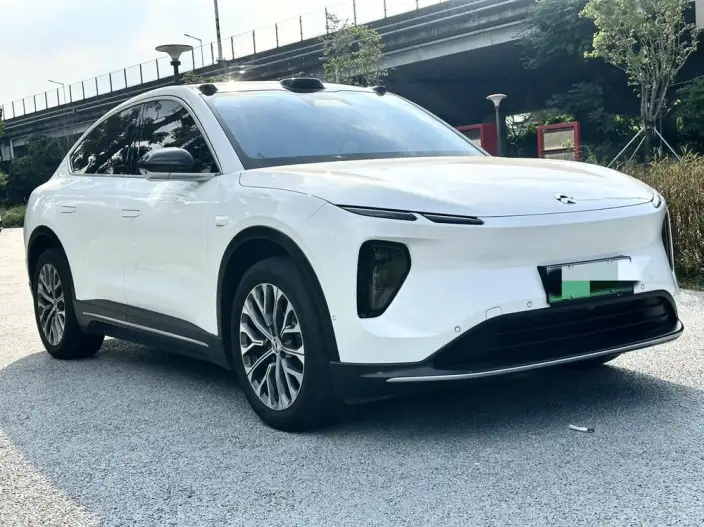 NIO EC6 2024 Model 75kWh – фото 3