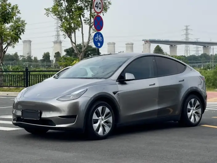 Model Y 2022 Model Facelift Rear-wheel drive version – фото 1