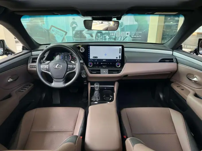 Lexus ES 2025 Model 300h Premium – фото 7