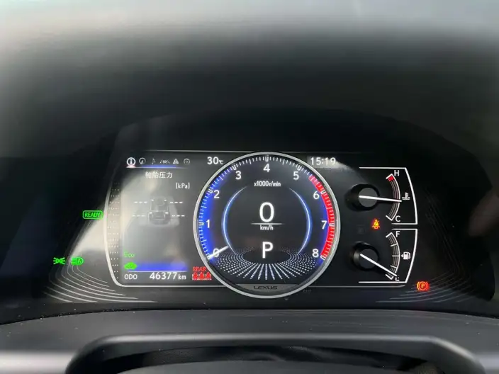 Lexus ES 2025 Model 300h Premium – фото 8