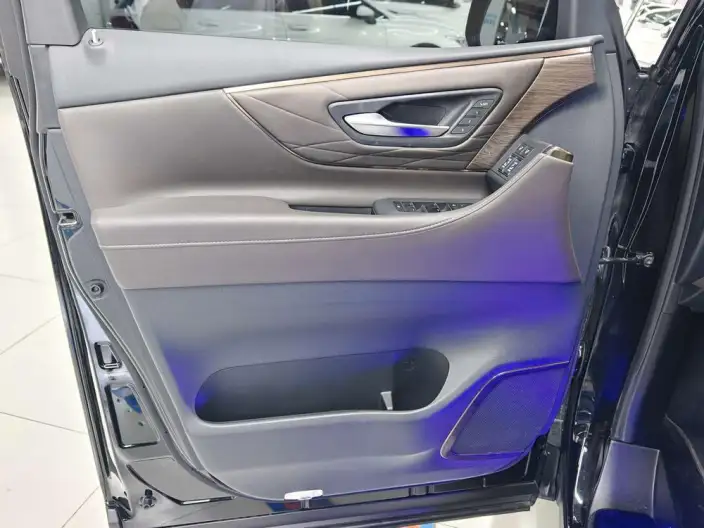 Vellfire 2023 Model Toyota Crown 2.5L Intelligent Hybrid 4WD Supreme Executive Edition – фото 6