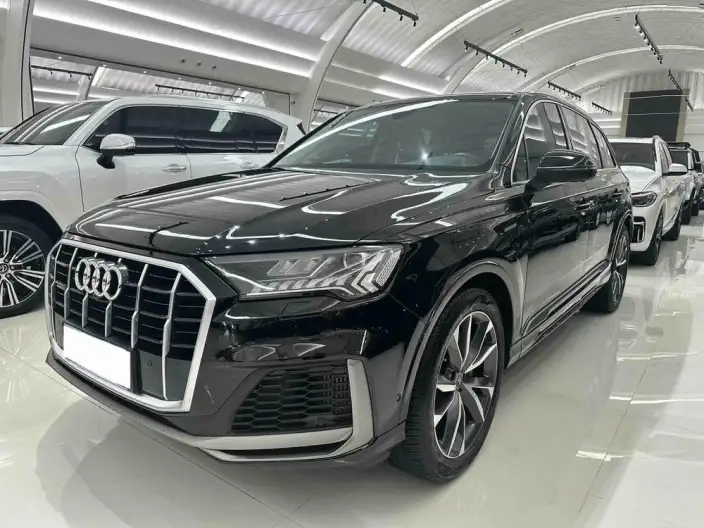 Audi Q7 2020 Model 55 TFSI quattro S line Noble Model – фото 1