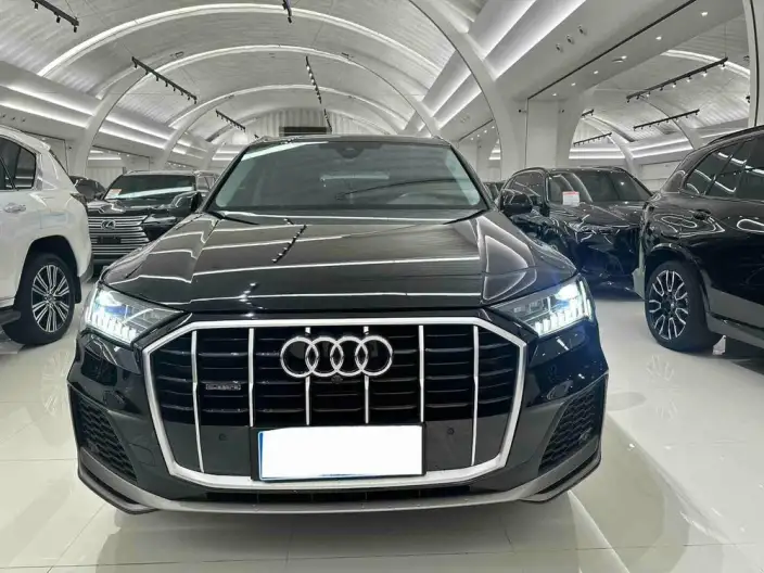 Audi Q7 2020 Model 55 TFSI quattro S line Noble Model – фото 2