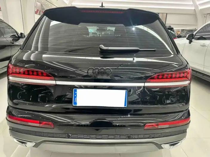 Audi Q7 2020 Model 55 TFSI quattro S line Noble Model – фото 4