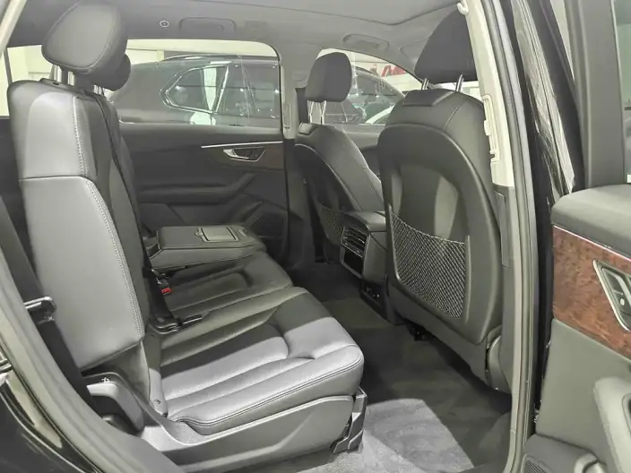 Audi Q7 2020 Model 55 TFSI quattro S line Noble Model – фото 8