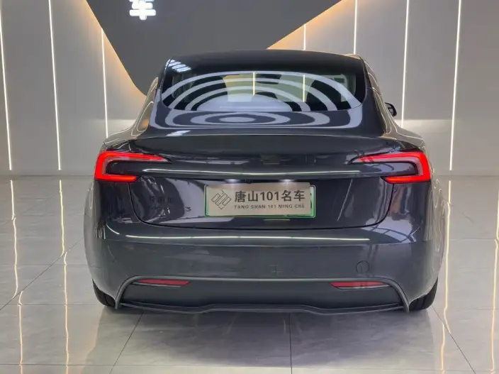 Model 3 2025 Model Facelift Rear-wheel drive version – фото 5